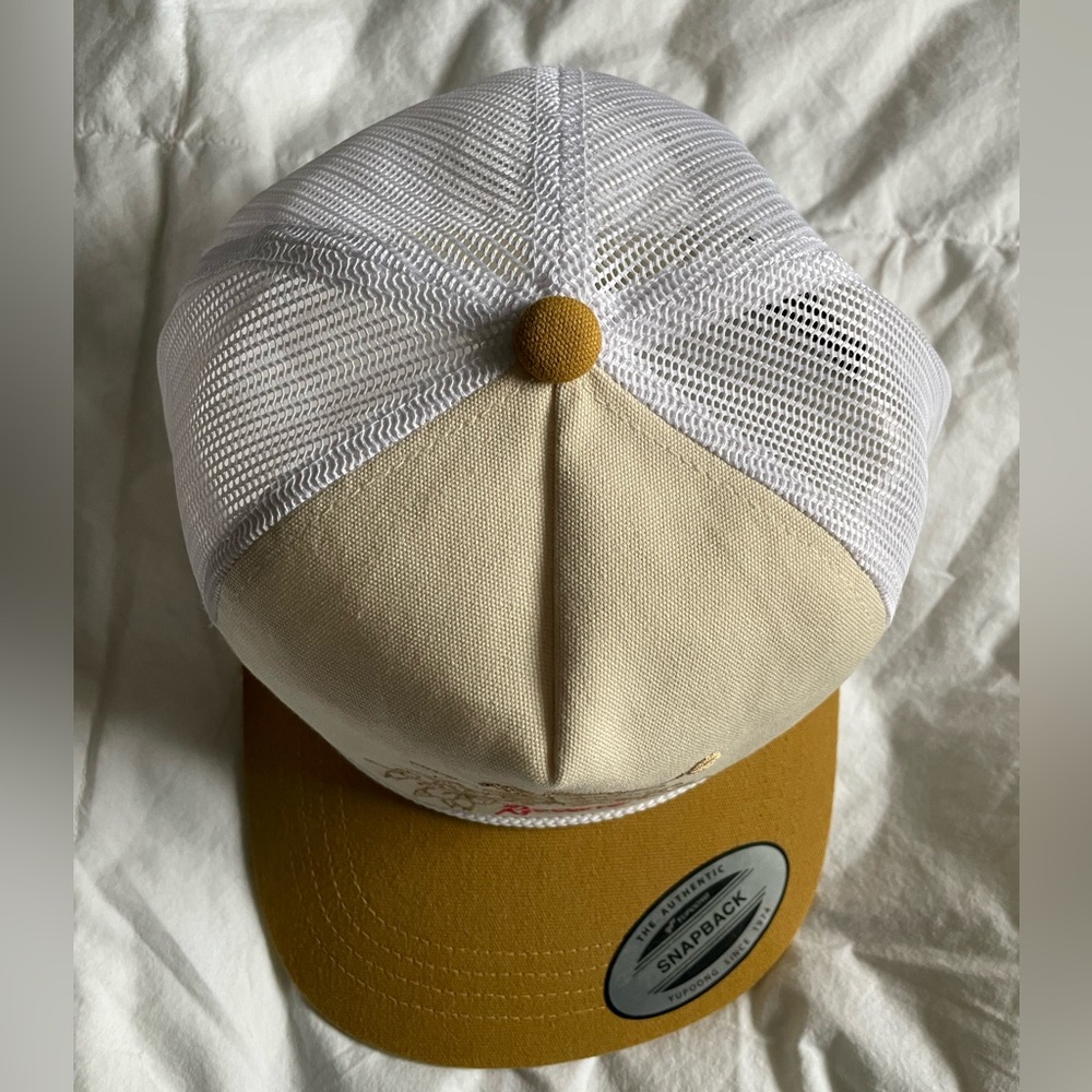 Rip curl Trucker Hat - Picture 2 of 5